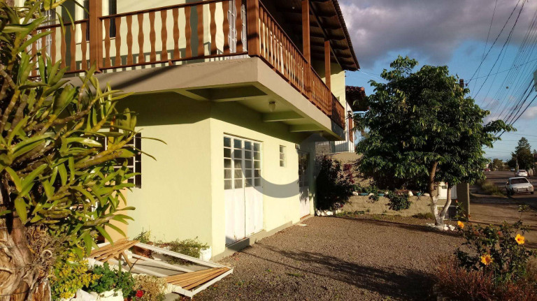Imagem Casa com 3 Quartos à Venda, 177 m² em Renascença - Santa Cruz Do Sul Imagem Casa com 3 Quartos à Venda, 177 m² em Renascença - Santa Cruz Do Sul