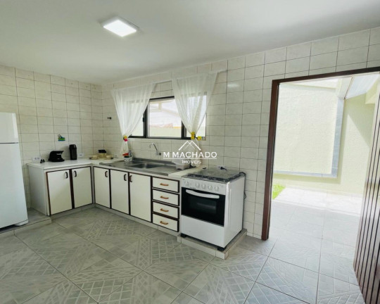 Imagem Sobrado com 3 Quartos para Temporada, 90 m² em Balneário Itapuã - Pontal Do Paraná