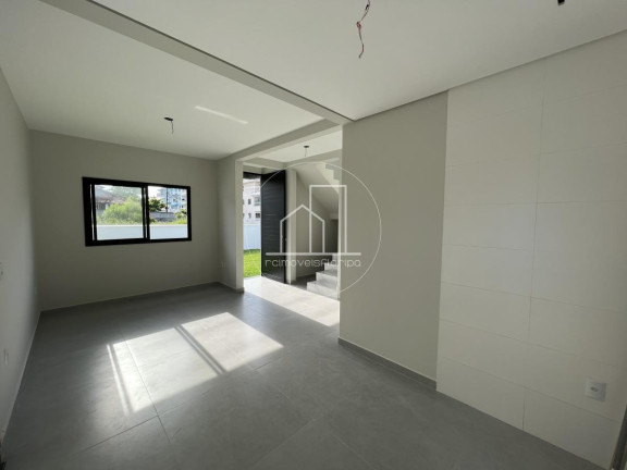 Imagem Casa com 3 Quartos à Venda, 224 m² em Ingleses Do Rio Vermelho - Florianópolis