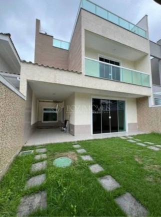 Casa de Condomínio com 3 Quartos à Venda, 200 m² em Vargem Pequena - Rio De Janeiro