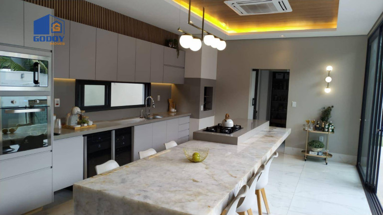 Imagem Sobrado com 4 Quartos à Venda, 311 m² em Jardim Imperial - Cuiabá Imagem Sobrado com 4 Quartos à Venda, 311 m² em Jardim Imperial - Cuiabá
