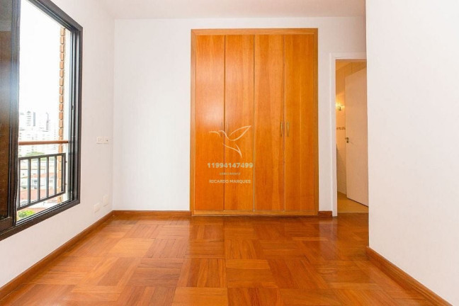 Imagem Apartamento com 3 Quartos à Venda, 205 m² em Itaim Bibi - São Paulo