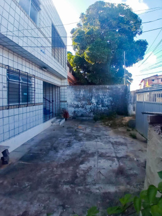 Imagem Casa com 6 Quartos à Venda, 240 m² em Bultrins - Olinda