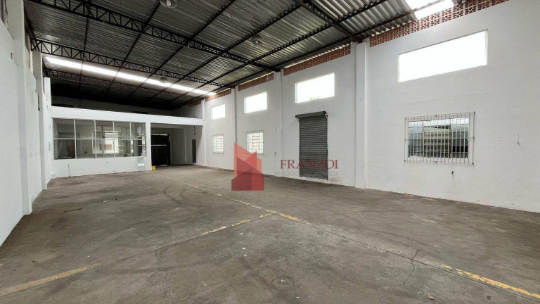 Imagem Galpão para Alugar, 275 m² em São João - Itajaí Imagem Galpão para Alugar, 275 m² em São João - Itajaí