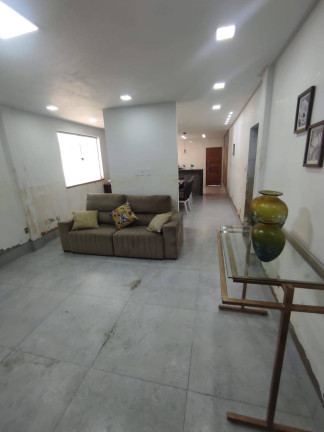 Imagem Casa com 2 Quartos à Venda, 360 m² em Ilha Dos Araújos - Governador Valadares Imagem Casa com 2 Quartos à Venda, 360 m² em Ilha Dos Araújos - Governador Valadares