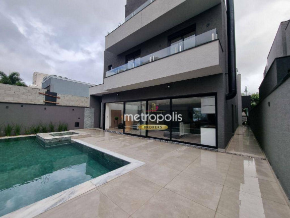 Sobrado com 4 Quartos à Venda, 700 m² em Cerâmica - São Caetano Do Sul