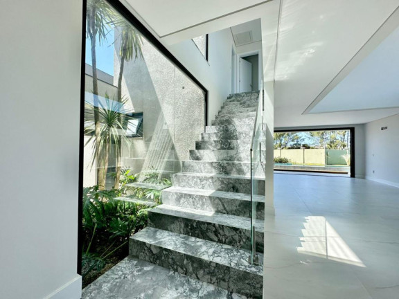 Imagem Casa com 5 Quartos à Venda, 270 m² em -- - Capao Da Canoa Imagem Casa com 5 Quartos à Venda, 270 m² em -- - Capao Da Canoa
