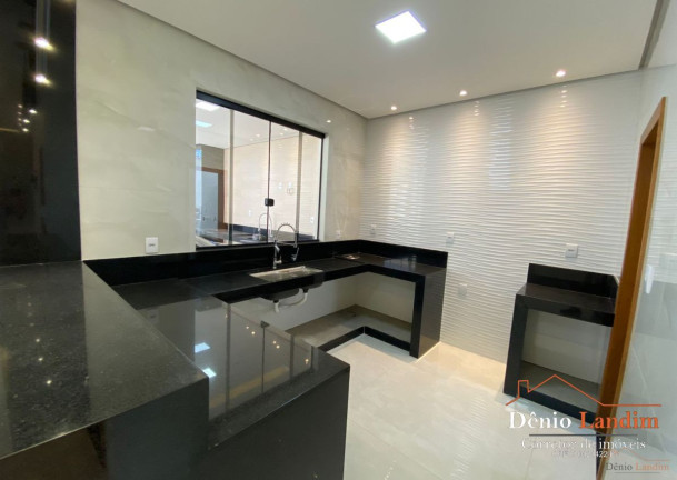 Imagem Casa com 3 Quartos à Venda, 190 m² em Ibituruna - Montes Claros