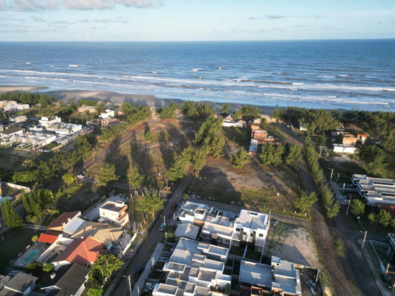 Imagem Casa com 2 Quartos à Venda, 67 m² em Guarani - Capao Da Canoa Imagem Casa com 2 Quartos à Venda, 67 m² em Guarani - Capao Da Canoa