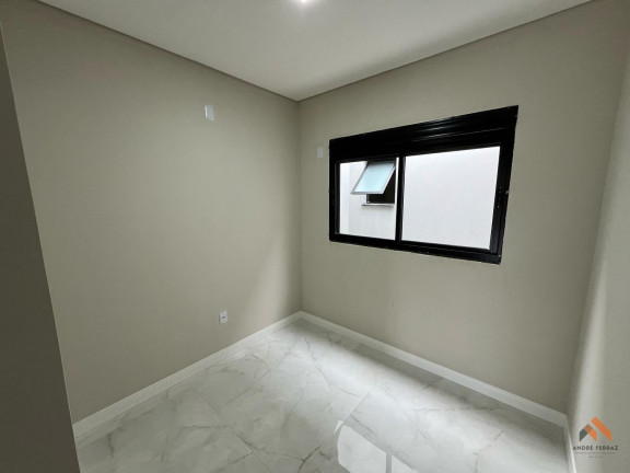 Imagem Casa com 3 Quartos à Venda, 126 m²