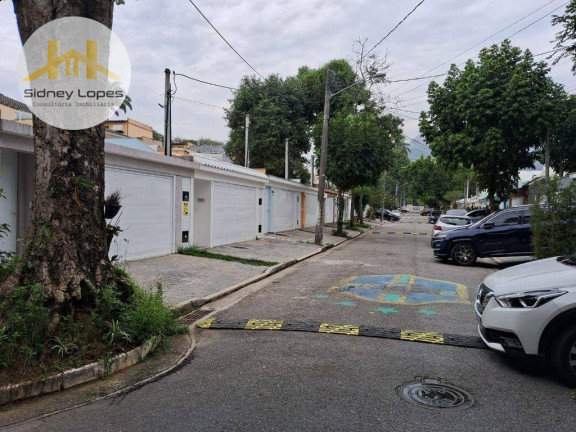 Casa com 5 Quartos à Venda, 182 m² em Freguesia De Jacarepaguá - Rio De Janeiro
