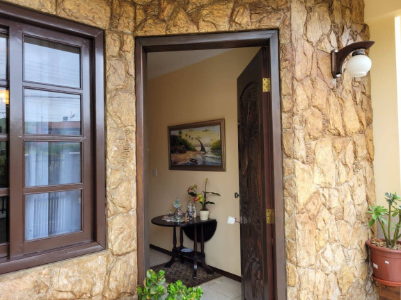 Imagem Sobrado com 3 Quartos à Venda, 265 m² em Piçarras Imagem Sobrado com 3 Quartos à Venda, 265 m² em Piçarras