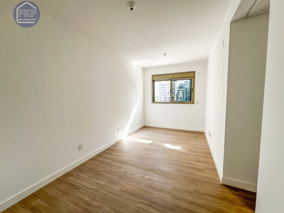 Imagem Apartamento com 3 Quartos à Venda, 95 m² em Centro - Florianópolis Imagem Apartamento com 3 Quartos à Venda, 95 m² em Centro - Florianópolis