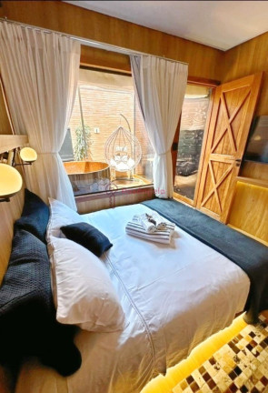 Imagem Imóvel com 2 Quartos à Venda, 290 m² em Carlos Schwambach - Domingos Martins Imagem Imóvel com 2 Quartos à Venda, 290 m² em Carlos Schwambach - Domingos Martins
