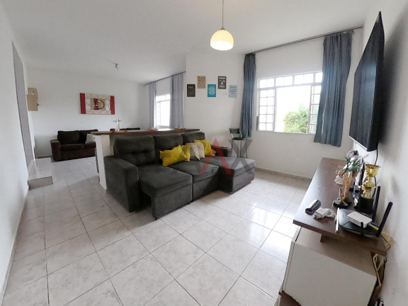 Imagem Casa com 3 Quartos à Venda, 167 m² em Alto Da Xv - Guarapuava Imagem Casa com 3 Quartos à Venda, 167 m² em Alto Da Xv - Guarapuava