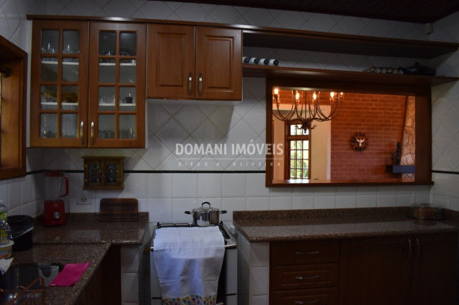 Imagem Casa com 4 Quartos à Venda, 195 m² em Região Do Parque Pedra Do Baú - Campos Do Jordão Imagem Casa com 4 Quartos à Venda, 195 m² em Região Do Parque Pedra Do Baú - Campos Do Jordão