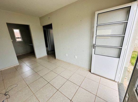 Imagem Casa com 2 Quartos para Alugar, 250 m² em Vida Nova Botucatu (rubião Junior) - Botucatu