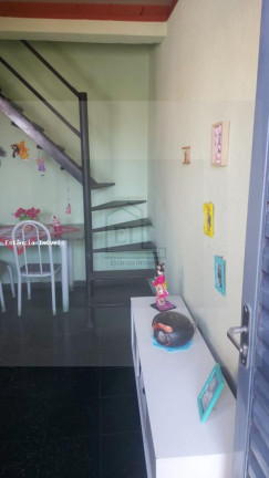 Imagem Casa com 2 Quartos à Venda, 65 m² em Califórnia - Itaguaí