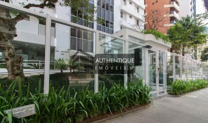 Imagem Apartamento com 2 Quartos à Venda, 113 m² em Moema - São Paulo