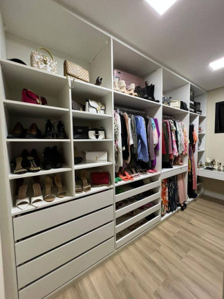 Imagem Casa com 4 Quartos à Venda, 250 m² em Caçapava Imagem Casa com 4 Quartos à Venda, 250 m² em Caçapava