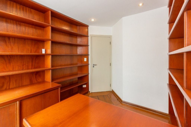 Imagem Imóvel com 4 Quartos à Venda, 172 m² em Moema - São Paulo Imagem Imóvel com 4 Quartos à Venda, 172 m² em Moema - São Paulo