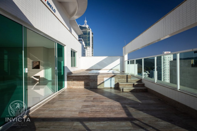 Imagem Cobertura com 3 Quartos à Venda, 242 m² em Centro - Balneário Camboriú Imagem Cobertura com 3 Quartos à Venda, 242 m² em Centro - Balneário Camboriú