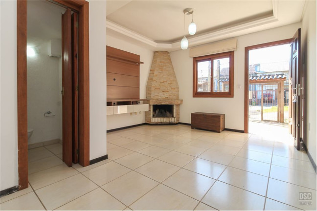 Imagem Casa com 2 Quartos à Venda, em Guarujá - Porto Alegre Imagem Casa com 2 Quartos à Venda, em Guarujá - Porto Alegre