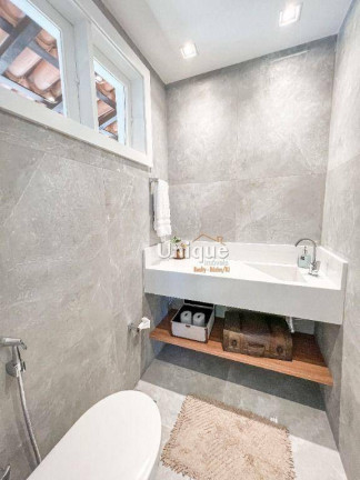 Imagem Casa com 6 Quartos à Venda, 600 m² em Ferradura - Armação Dos Búzios Imagem Casa com 6 Quartos à Venda, 600 m² em Ferradura - Armação Dos Búzios