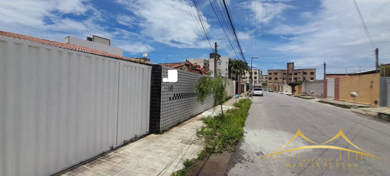 Imagem Casa com 3 Quartos à Venda, 250 m² em Nova Parnamirim - Parnamirim
