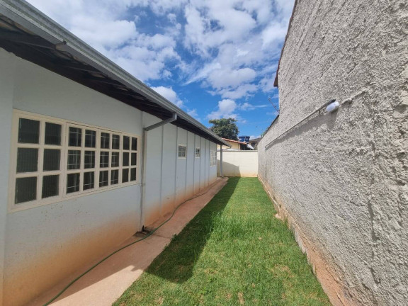 Imagem Casa com 2 Quartos para Alugar, 180 m² em Havaí - Belo Horizonte Imagem Casa com 2 Quartos para Alugar, 180 m² em Havaí - Belo Horizonte