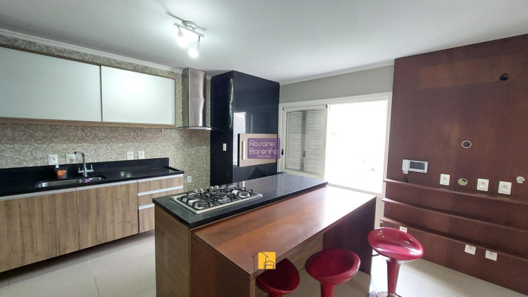 Imagem Casa com 3 Quartos à Venda, 306 m² em Centro - Rio Grande Imagem Casa com 3 Quartos à Venda, 306 m² em Centro - Rio Grande