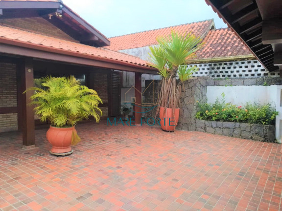 Casa com 5 Quartos à Venda, 225 m² em Perequê Açu - Ubatuba