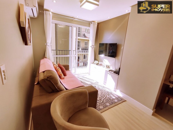 Imagem Apartamento com 2 Quartos à Venda, 70 m² em Três Vendas - Pelotas