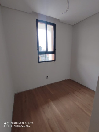 Imagem Imóvel com 3 Quartos à Venda, 184 m² em Saguaçu - Joinville