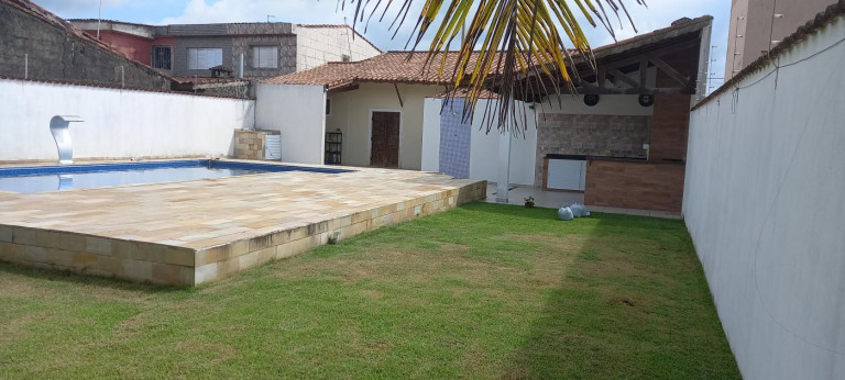 Casa com 2 Quartos à Venda, 574 m² em Bopiranga - Itanhaém