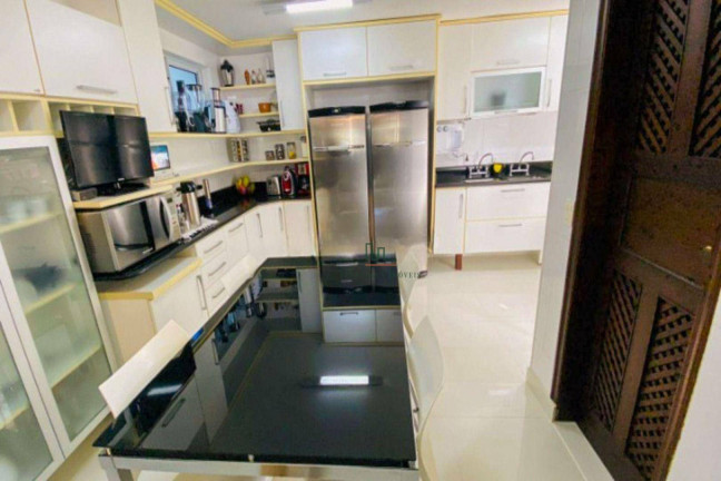 Imagem Casa com 5 Quartos à Venda, 1.200 m² em Piratininga - Niterói Imagem Casa com 5 Quartos à Venda, 1.200 m² em Piratininga - Niterói