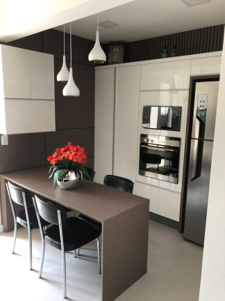 Imagem Apartamento com 3 Quartos à Venda, 114 m² em Centro - Florianópolis Imagem Apartamento com 3 Quartos à Venda, 114 m² em Centro - Florianópolis