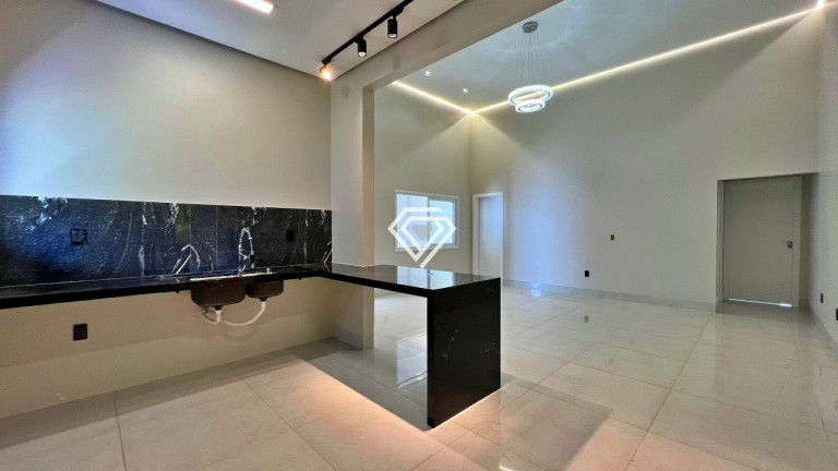 Imagem Casa com 4 Quartos à Venda, 248 m² em Plano Diretor Sul - Palmas Imagem Casa com 4 Quartos à Venda, 248 m² em Plano Diretor Sul - Palmas