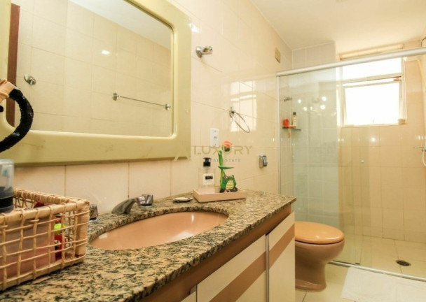 Imagem Imóvel com 4 Quartos à Venda, 210 m² em Buritis - Belo Horizonte Imagem Imóvel com 4 Quartos à Venda, 210 m² em Buritis - Belo Horizonte