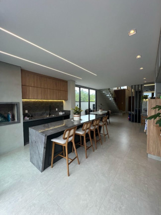 Imagem Casa com 3 Quartos à Venda, 250 m² em Mosaico Essence - Mogi Das Cruzes Imagem Casa com 3 Quartos à Venda, 250 m² em Mosaico Essence - Mogi Das Cruzes