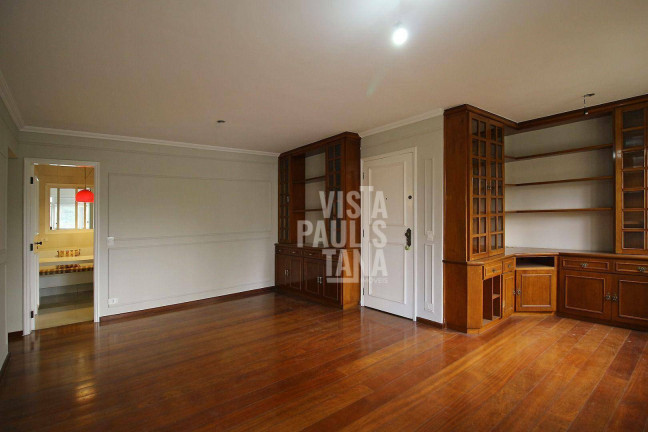 Apartamento com 3 Quartos à Venda ou Locação, 130 m² em Moema Pássaros - São Paulo