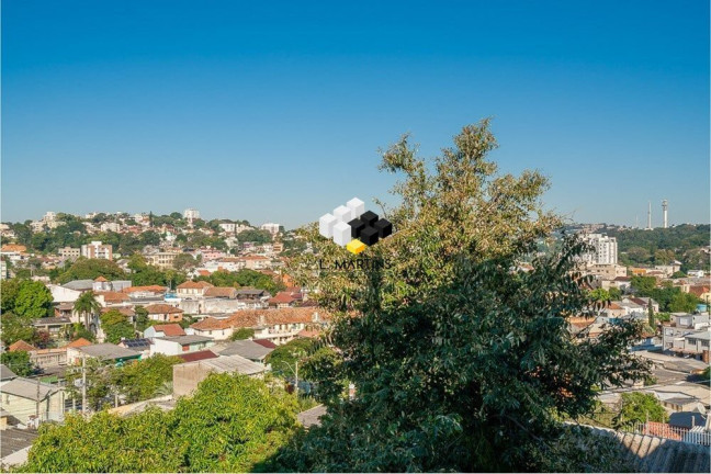 Imagem Casa com 2 Quartos à Venda, 318 m² em Medianeira - Porto Alegre Imagem Casa com 2 Quartos à Venda, 318 m² em Medianeira - Porto Alegre