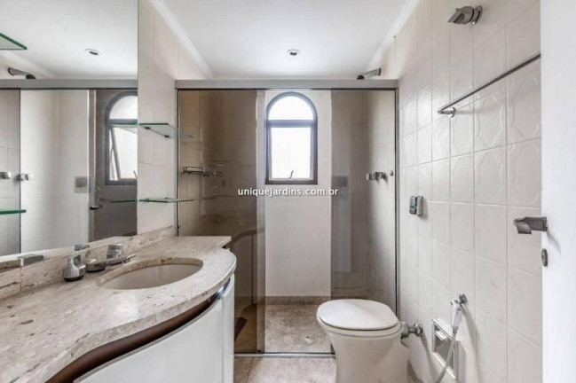 Imagem Apartamento com 4 Quartos à Venda, 196 m² em Jardim América - São Paulo