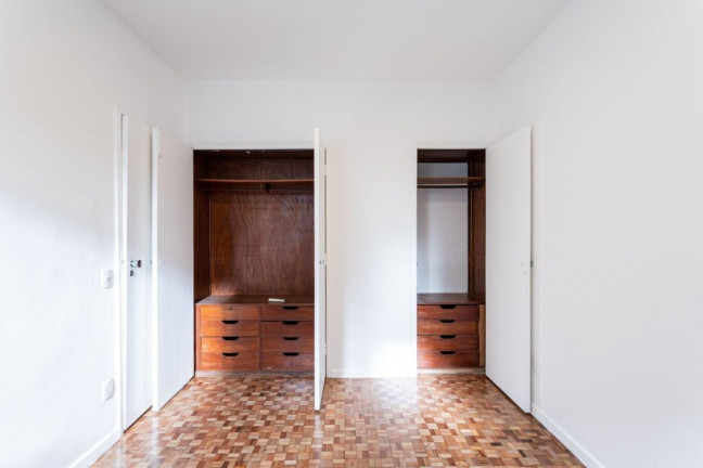 Imagem Imóvel com 3 Quartos à Venda, 126 m² em Jardim Europa - São Paulo Imagem Imóvel com 3 Quartos à Venda, 126 m² em Jardim Europa - São Paulo