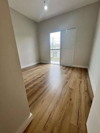 Imagem Casa com 3 Quartos à Venda, em água Espraiada (caucaia Do Alto) - Cotia Imagem Casa com 3 Quartos à Venda, em água Espraiada (caucaia Do Alto) - Cotia