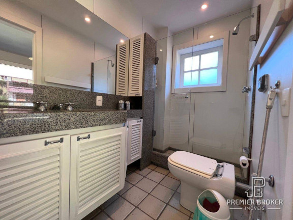 Imagem Casa com 4 Quartos à Venda, 371 m² em Comary - Teresópolis
