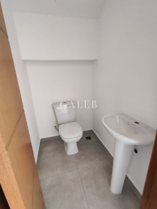 Imagem Casa com 2 Quartos à Venda, 75 m² em Jardim Santo Antônio - Atibaia Imagem Casa com 2 Quartos à Venda, 75 m² em Jardim Santo Antônio - Atibaia