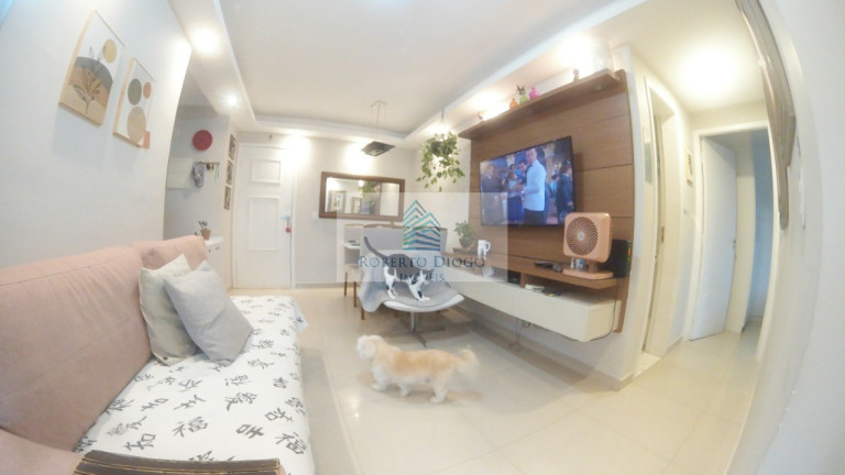 Imagem Imóvel com 2 Quartos à Venda, 52 m² em Camorim - Rio De Janeiro Imagem Imóvel com 2 Quartos à Venda, 52 m² em Camorim - Rio De Janeiro
