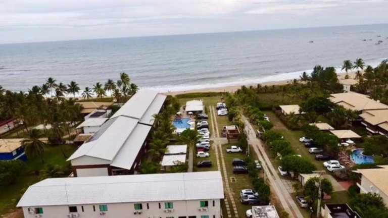 Imagem Casa com 3 Quartos à Venda, 1.280 m² em Itacimirim (monte Gordo) - Camaçari