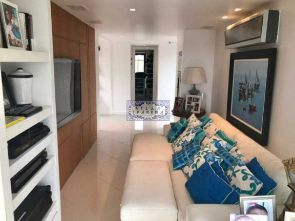 Imagem Cobertura com 4 Quartos à Venda, 317 m² em Lagoa - Rio De Janeiro Imagem Cobertura com 4 Quartos à Venda, 317 m² em Lagoa - Rio De Janeiro